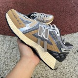 New Balance 1906R Shoes