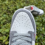 Nike Dunk Low x supreme