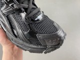 BALENCIAGA  RUNNER LED