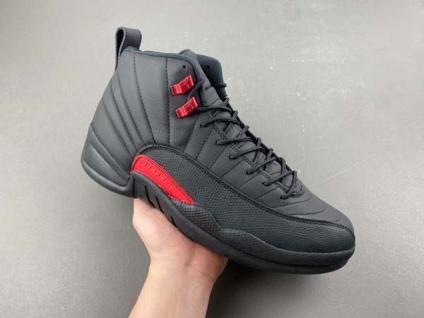Air Jordan 12 Bloodline 2026
