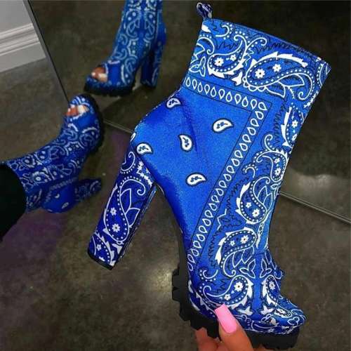 Women Trendy Characteristic Pattern Pointed Toe Slip On Mid Heel Boots
