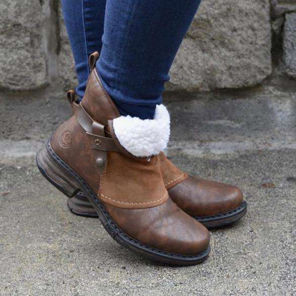 flat bottom boots