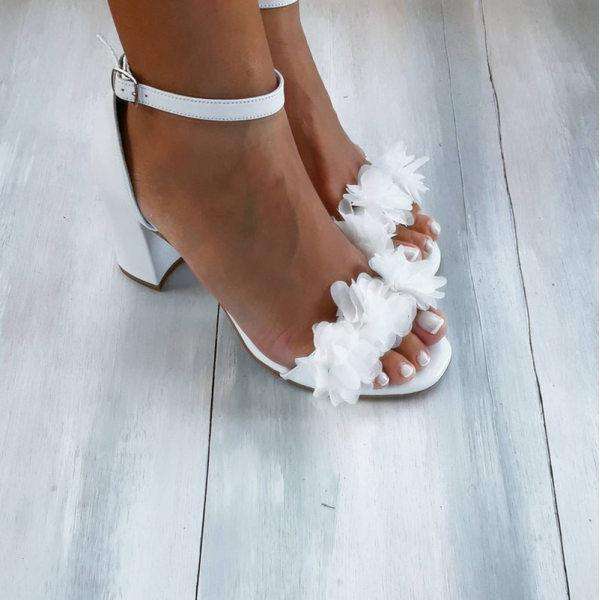 Womens Handmade Flower Buckle Thick Heel Sandals