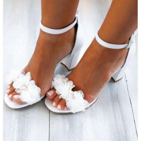 Womens Handmade Flower Buckle Thick Heel Sandals