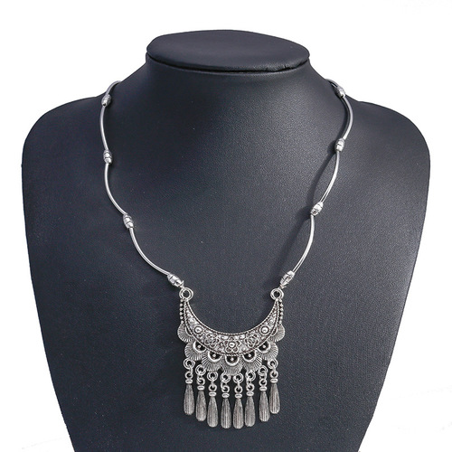 Bohemian Ethnic Style Carved Tassel Necklace