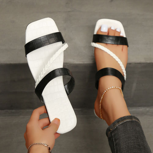 Ladies Comfortable Square Sandals