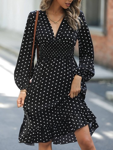 Long Sleeved Dress With Waistband And Polka Dots