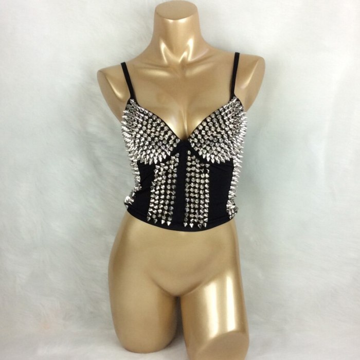 New Women'S Sexy Party Bra Spike Rivet Metallic Punk Style Studded Bras Rave Bra Wear Nightclub Costumes Bras Clubwear bra3005