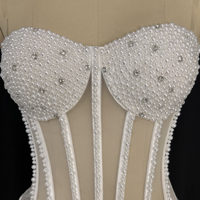Fashionable and sexy strapless fishbone rhinestone vest top