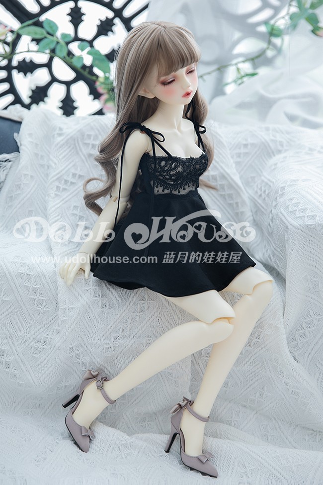 Black lace suspender skirt