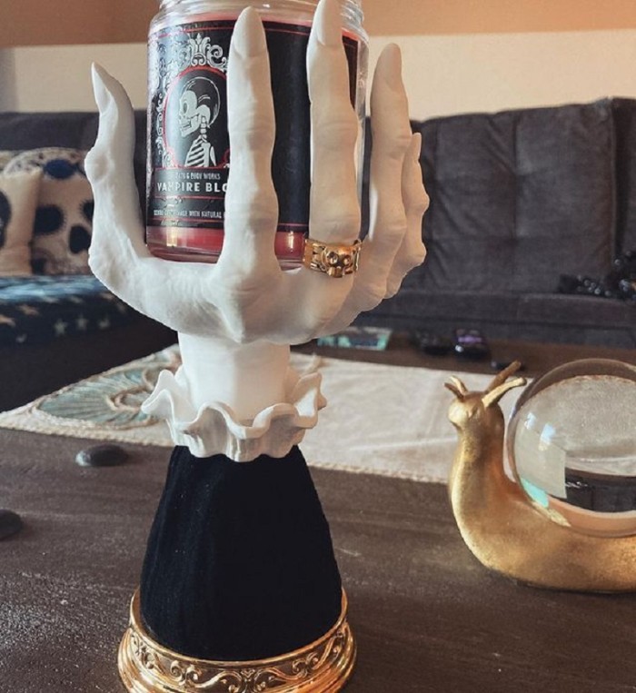 Witch hand candlestick(stock is limited and is about to sell out)
