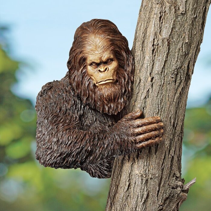🦍【50% OFF】Bigfoot The Bashful Yeti Tree Statue