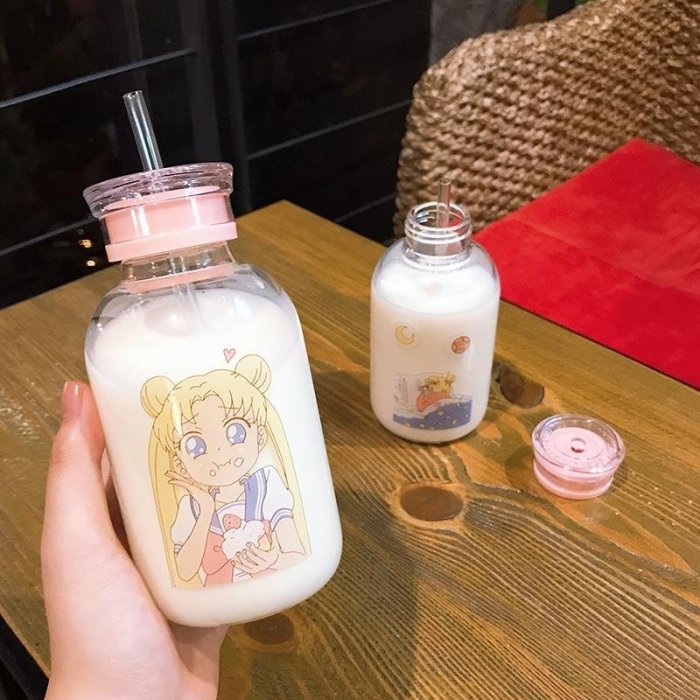 Kawaii Sailor Moon Bottle: 2 sizes