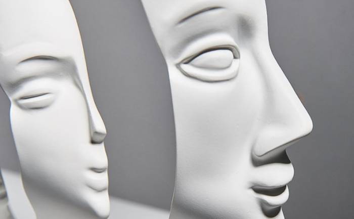 Abstract Face Sculpture Statue
