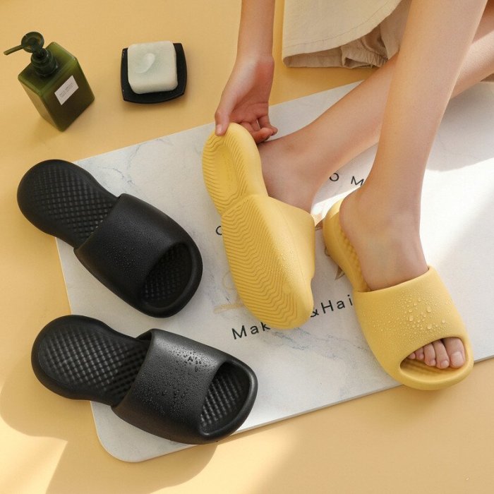 🔥Summer Promotion🔥Non-slip wear-resistant thick-soled super soft slippers