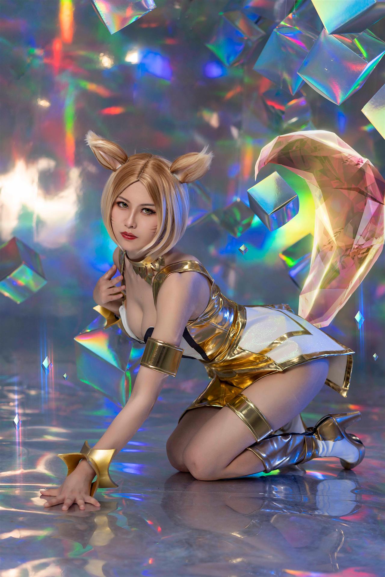 US$ 69.99 - League of Legends KDA Ahri Prestige Edition Cosplay Costume -  www.cosplaylight.com