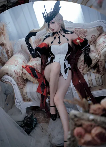 Genshin Impact Fairy Lady La Signora Cosplay Costume