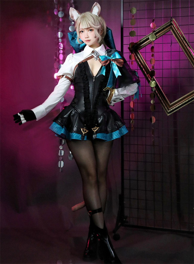 Genshin Impact Magician Lynette Cosplay Costume