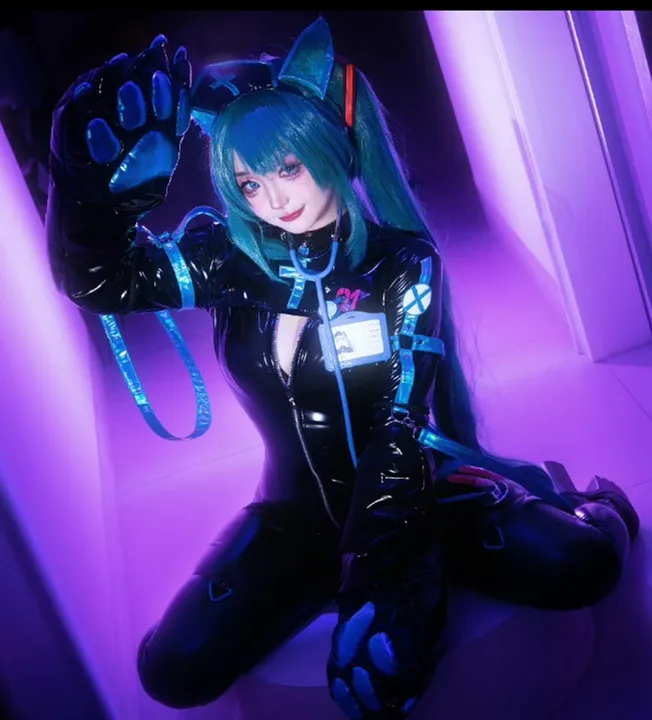 Vocaloid Hatsune Miku PU Bodysuit Jumpsuit Sexy Nurse Cosplay Costume With Claws