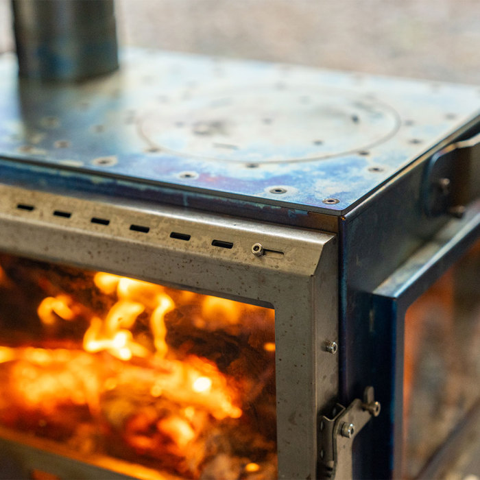Baker Ti | Poêle à bois avec four POMOLY | Poêle portable pour tente | Nouvelle arrivée POMOLY