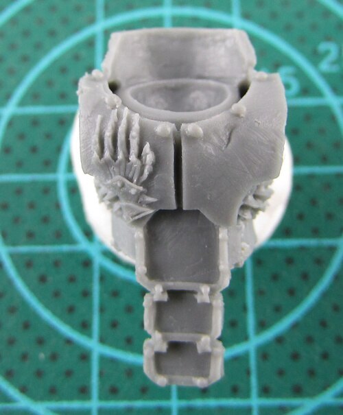 IRON HANDS LEGION TORSOS UPGRADE SET bits 4