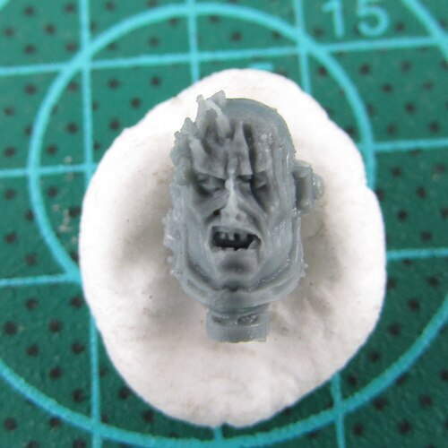 WORLD EATERS MK II HEADS UPGRADE SET bits 2