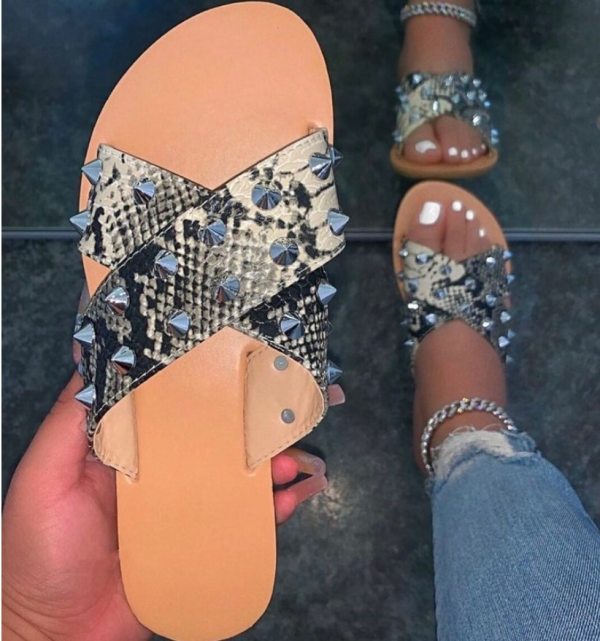 Shoes  Female Fashion Rivets Beach Slippers Slides Sandals