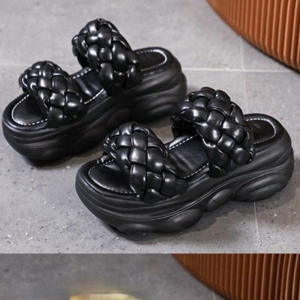 Fashion Weave Thick Bottom Slippers Slides Sandals