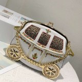 Fashion High Quality Carriage Chains Creative Modeling Embroidery Bag Bags Handbags T16