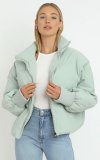 Fashion Stand-up Collar Long-sleeved Zipper Pocket Bread Jacket Bubble Coats