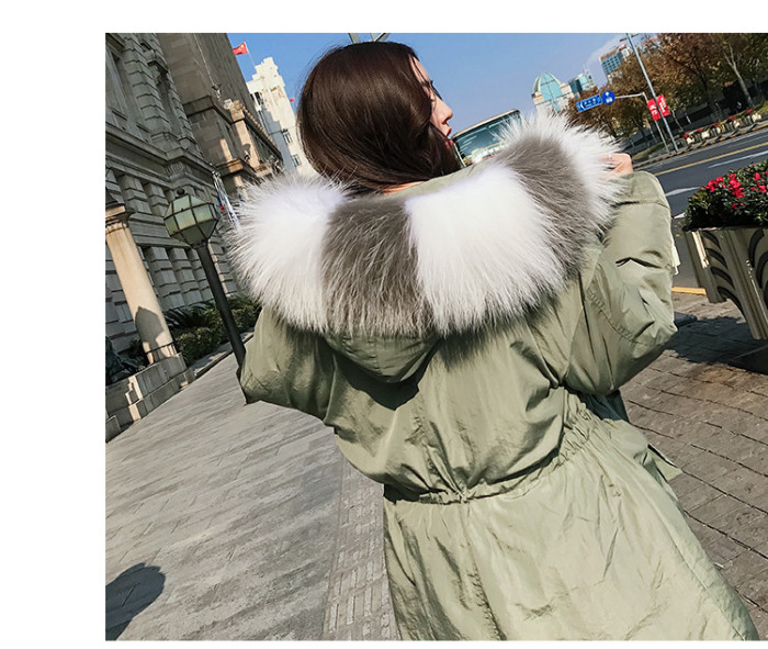 New product loose fat MM plus size bean green real raccoon fur collar thick down jacket