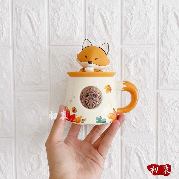 21 mid autumn day maple leaves cute fox 10oz mug with fox cover