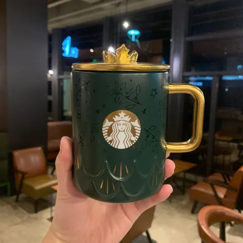 21 50th Anniversary Scale Crown Lid 17oz mug