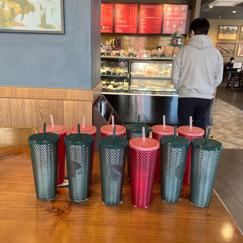 Starbucks 2021 Korea Christmas Green And Red 24oz Studded Cup Tumbler