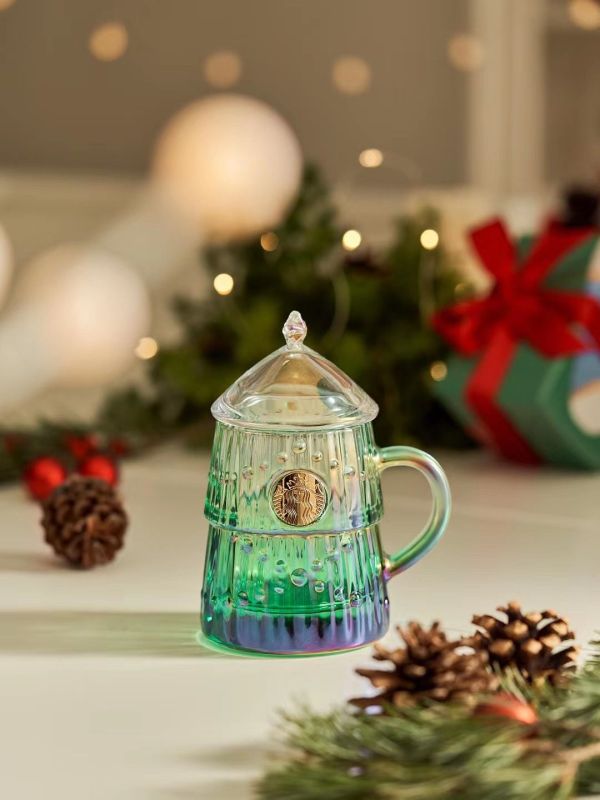 Starbucks 2021 China Christmas Tree 10oz Glass Cup