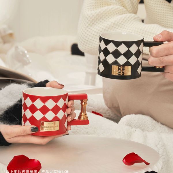 Starbucks 2022 China Valentine's Day King and Queen Chessboard 12oz Mug with gift box
