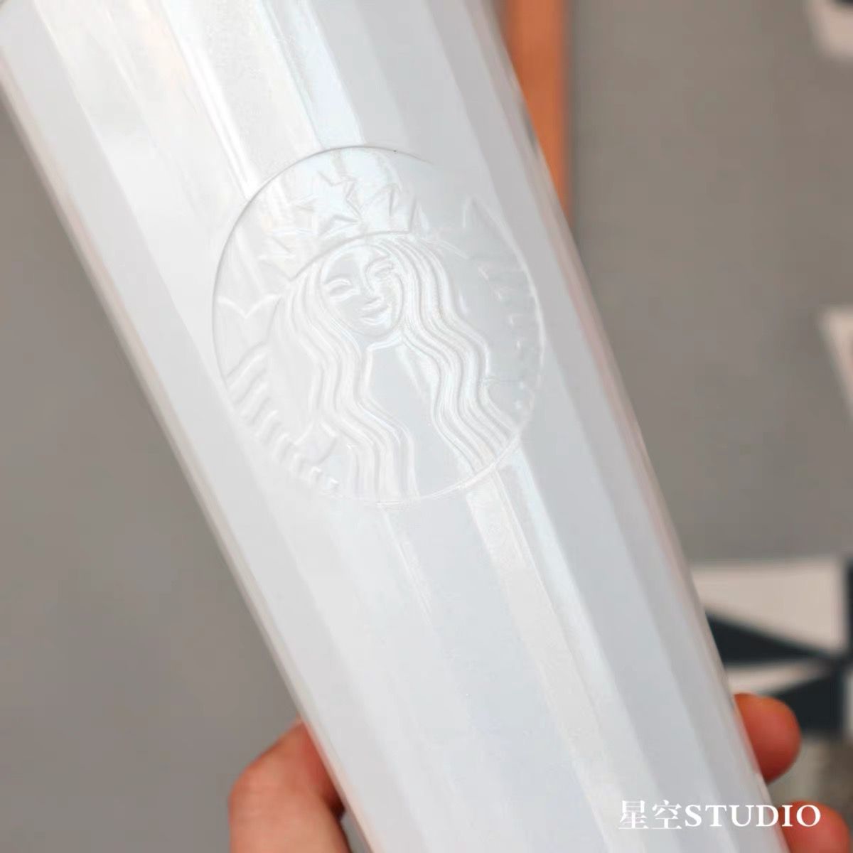 US$ 52.99 - Starbucks 2022 China White Camellia Dome 24oz Cup Tumbler -  m.