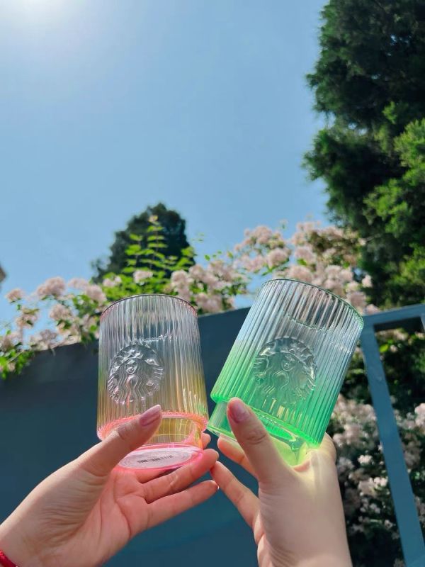 Starbucks 2022 China Energy Summer Gradient Pink Or Green 14oz Glass Cup