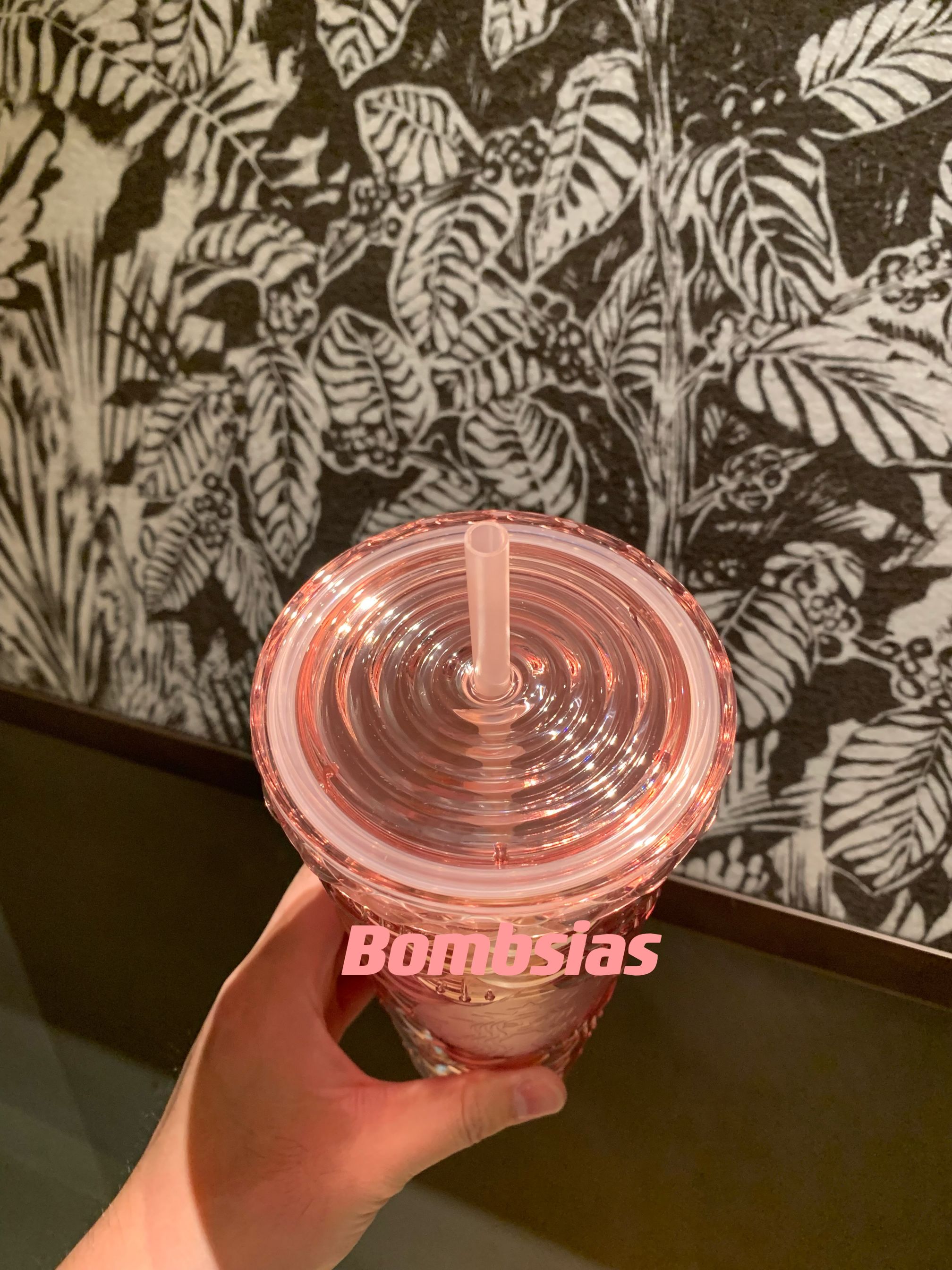 Starbucks China 2021 Pink Rose Gold Gradient Dome Straw Cup 24oz Tumbler (Starbucks  Pink Rose Gold Christmas 2021) – Ann Ann Starbucks