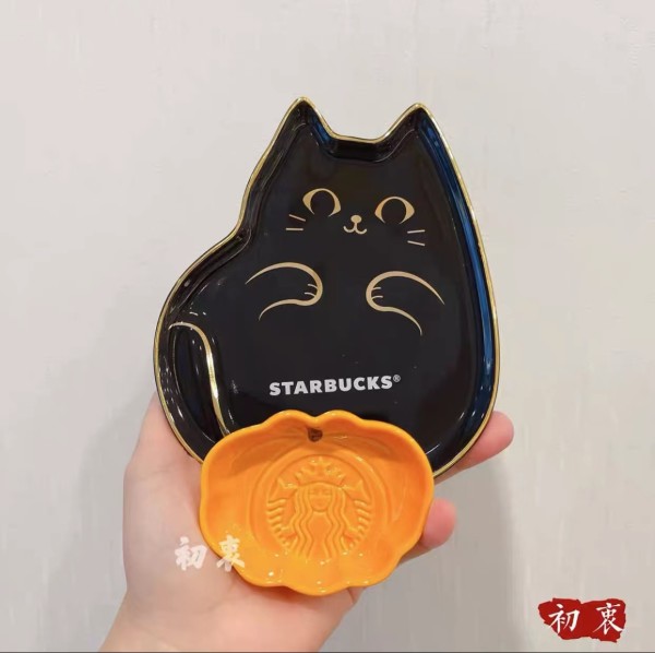 Starbucks 2022 Taiwan Halloween Black Cat Hold Pumpkin Coaster