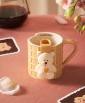 Starbucks 2023 China Valentine's Day Biscuit 11oz Mug with Bear Tea Strainer
