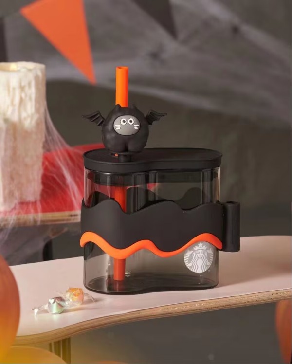 Starbucks 2023 China Halloween Black Bat Cat 13oz Glass Straw Tumbler
