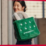 Starbucks 2023 China Christmas Winter Green Tote Bag (size: 30*26*10cm)