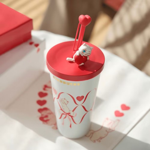 US$ 55.99 - Starbucks 2024 China Valentine's Day Cat Hug Heart 19oz SS  Tumbler - m.alexstarcups.com