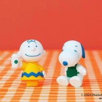 Starbucks x Snoopy 2024 Topper