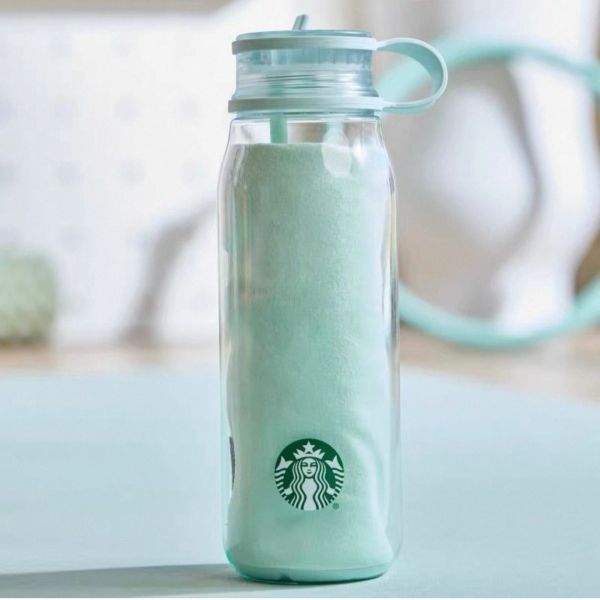 Starbucks 2025 China Summer Fresh Blue 35oz Plastic Straw Tumbler with Towel