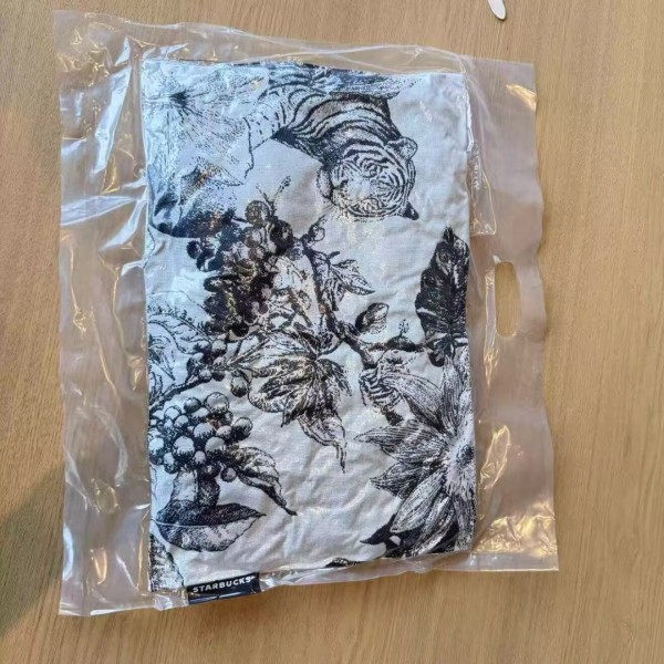 Starbucks 2025 China Coffee and Tiger Cushion (44*29cm)