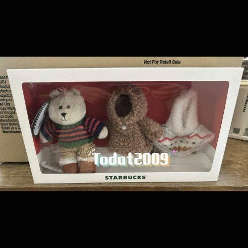 Starbucks 2025 Taiwan Christmas Mini Bear Toy with Replacement Clothes