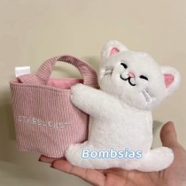 Starbucks 2026 TW Pink Sakura White Cat Sleeve