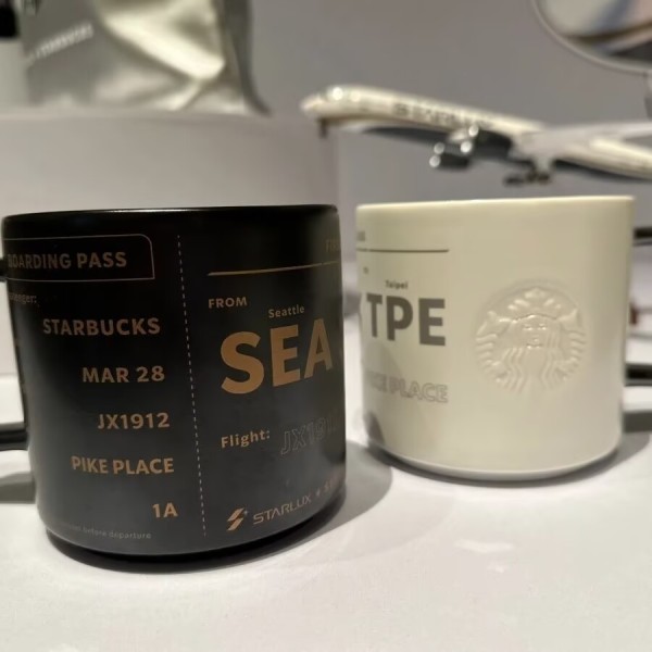 Starbucks x Starlux 2026 TW Registration Certificate 14oz Mug with gift box 